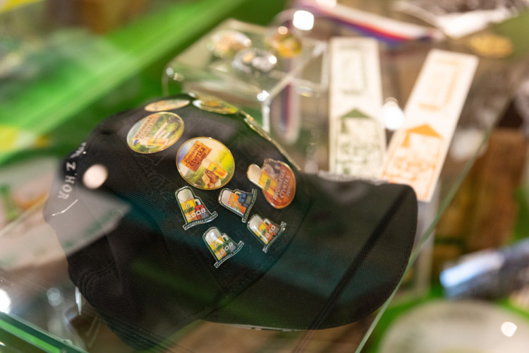 FOTOGALERIE: Od bednářství až k robotickému ramenu. Pivovar Holba představuje své dějiny i současný provoz