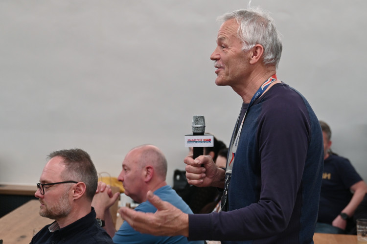 Exhejtman Ivo Vondrák zahájil kampaň. V bruntálské restauraci