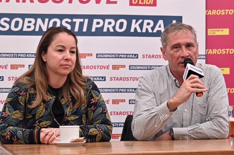 Exhejtman Ivo Vondrák zahájil kampaň. V bruntálské restauraci