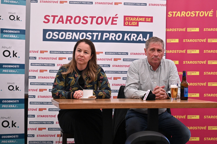 Exhejtman Ivo Vondrák zahájil kampaň. V bruntálské restauraci