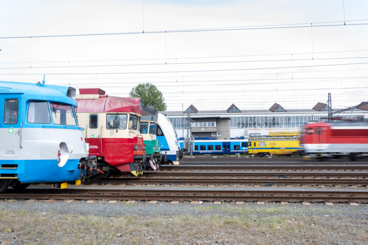 FOTOGALERIE: Konec po 50 letech služby. Vlaky Tornádo se loučí s tuzemskou železnicí