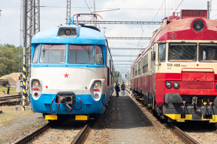 FOTOGALERIE: Konec po 50 letech služby. Vlaky Tornádo se loučí s tuzemskou železnicí