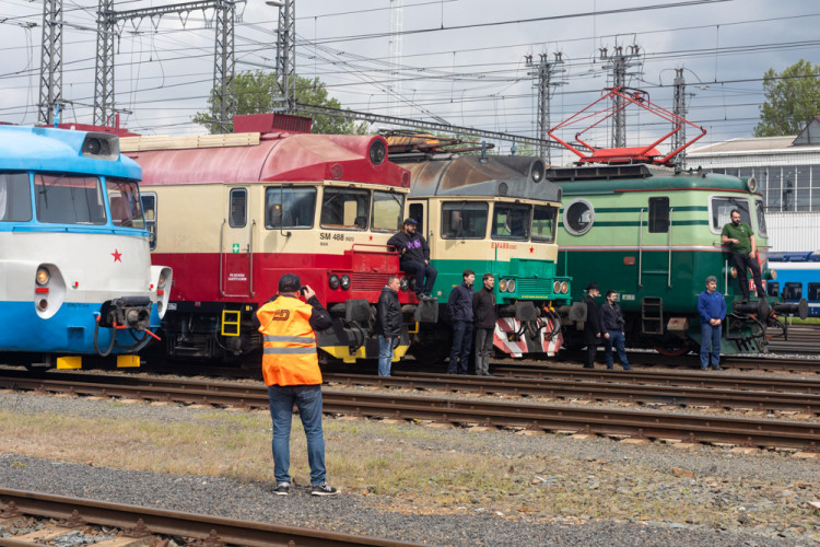 FOTOGALERIE: Konec po 50 letech služby. Vlaky Tornádo se loučí s tuzemskou železnicí