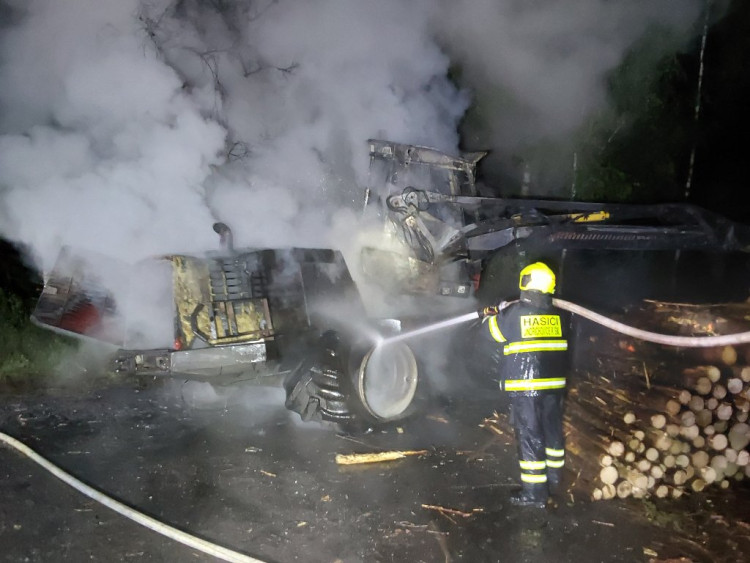 Požár harvestoru v Jindřichovicích