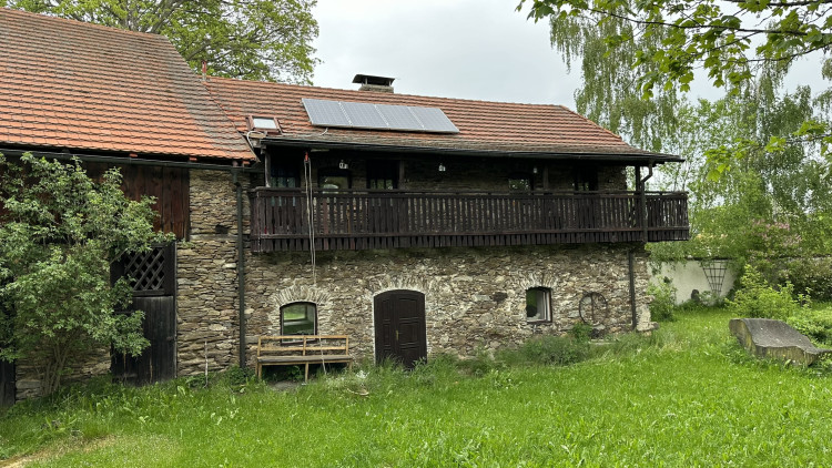 A v Policii Modrava jsme viděli i tento dům