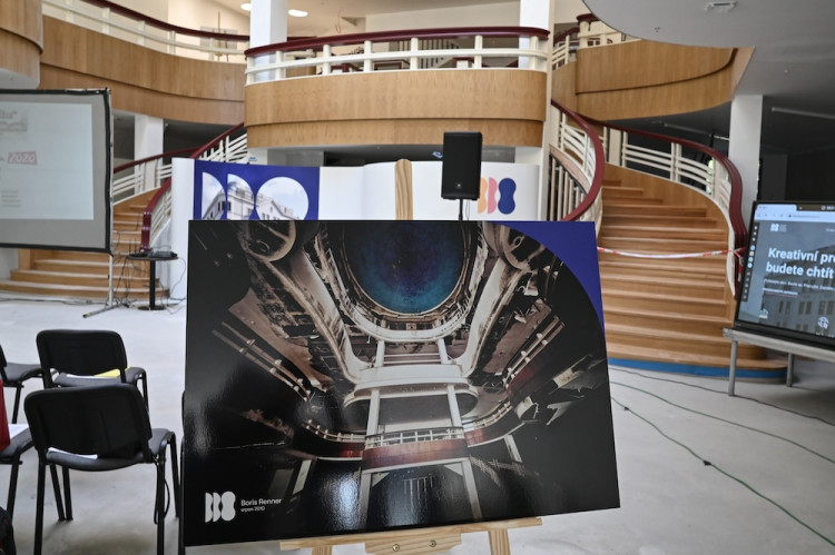 Zrekonstruovaná Ostravica-Textilia se otevírá. Stěhují se do ní první nájemníci