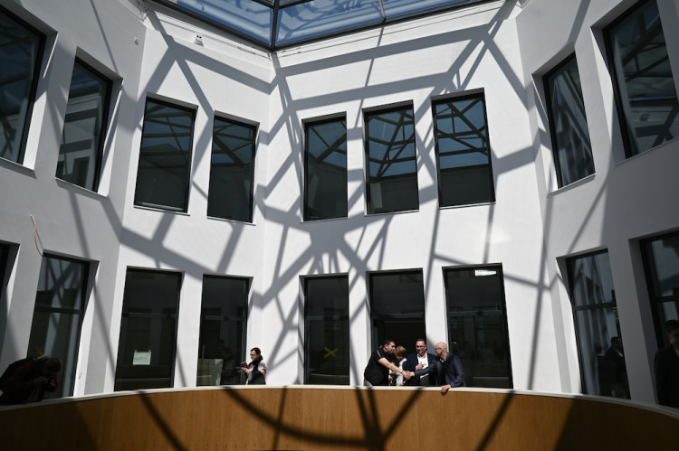 Zrekonstruovaná Ostravica-Textilia se otevírá. Stěhují se do ní první nájemníci