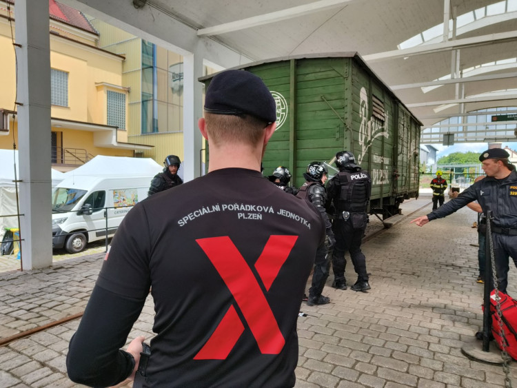 FOTO: Policejní mistrovství ČR speciálních pořádkových jednotek