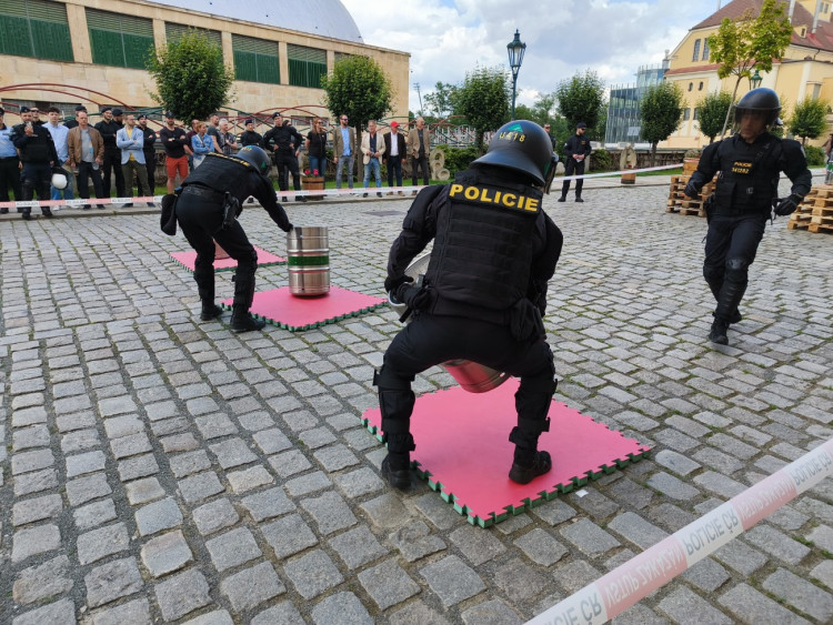 FOTO: Policejní mistrovství ČR speciálních pořádkových jednotek