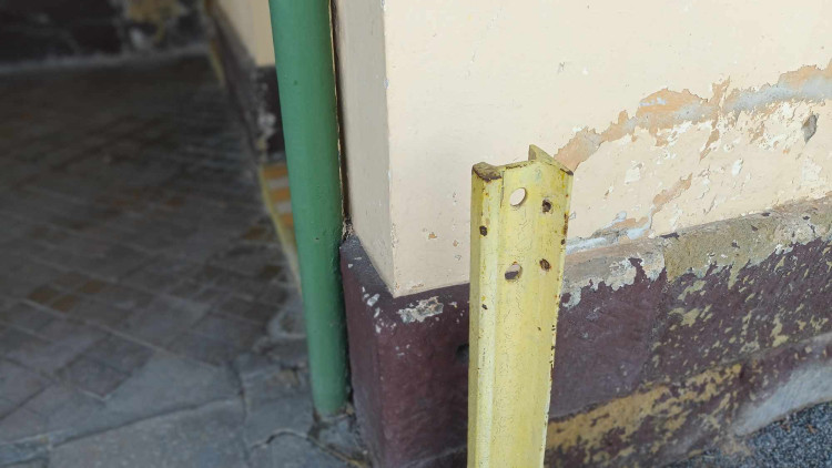 FOTOGALERIE: Správa železnic nechala místní nádraží v Prostějově zpustnout. Nyní ji převezme město