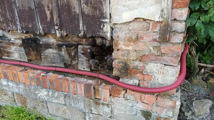 FOTOGALERIE: Správa železnic nechala místní nádraží v Prostějově zpustnout. Nyní ji převezme město