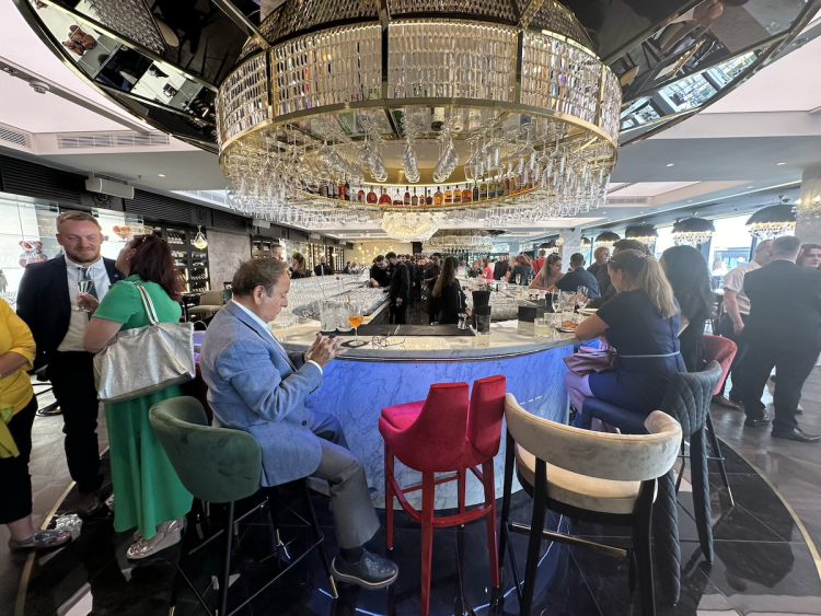 FOTOGALERIE: Ještě větší show, než jsme čekali. Podívejte se, jak to vypadá v obchodním domě Máj po rekonstrukci