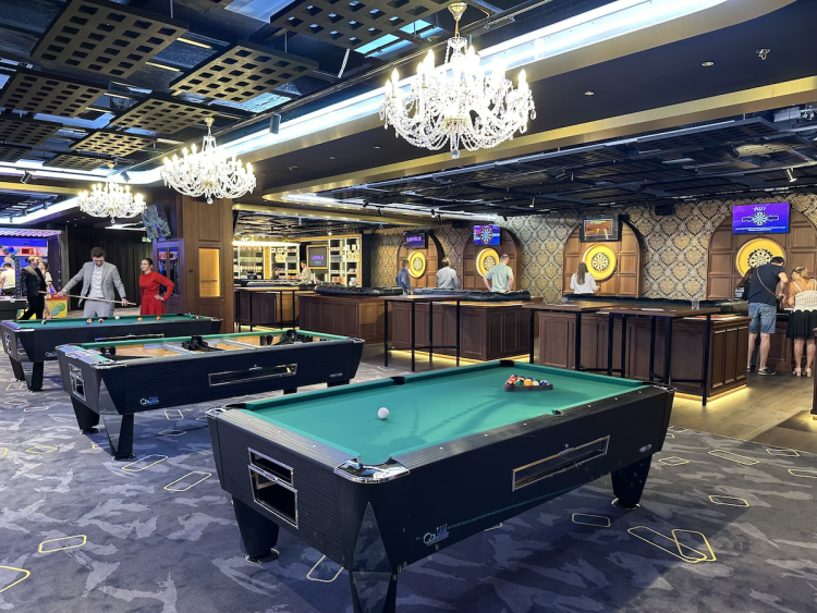 FOTOGALERIE: Ještě větší show, než jsme čekali. Podívejte se, jak to vypadá v obchodním domě Máj po rekonstrukci