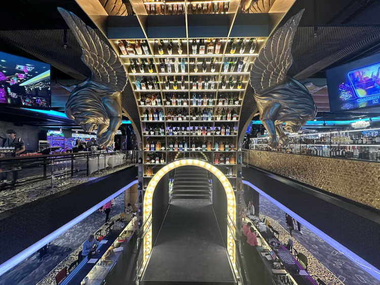 FOTOGALERIE: Ještě větší show, než jsme čekali. Podívejte se, jak to vypadá v obchodním domě Máj po rekonstrukci