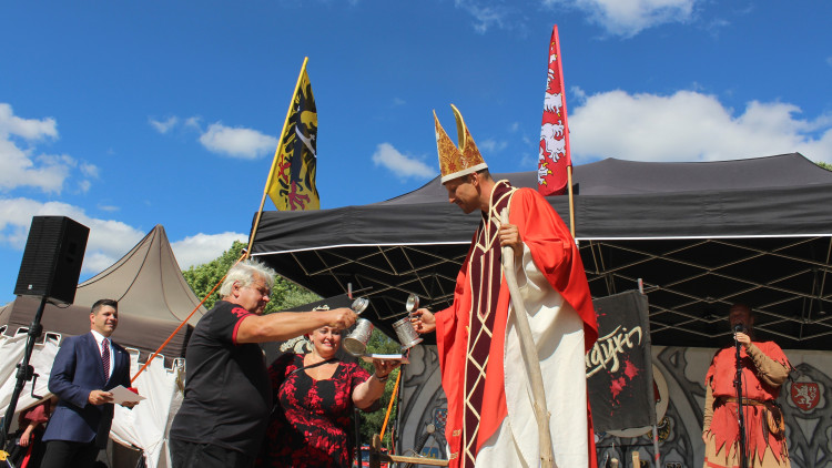 Oslavy 800 let od založení Dolní Cerekve