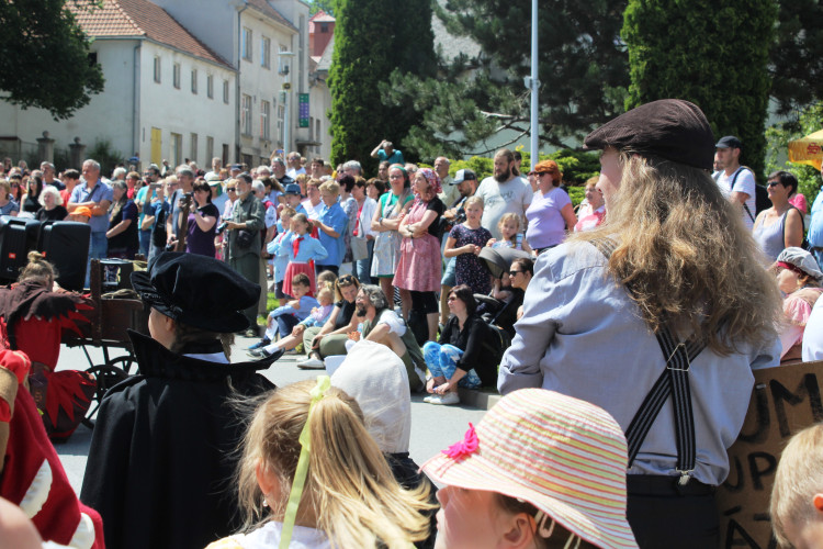 Oslavy 800 let od založení Dolní Cerekve