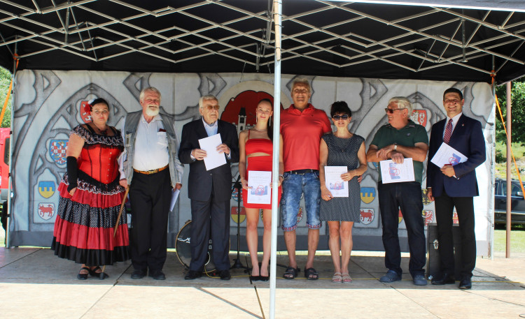 Oslavy 800 let od založení Dolní Cerekve