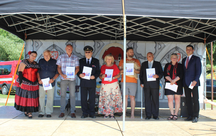 Oslavy 800 let od založení Dolní Cerekve