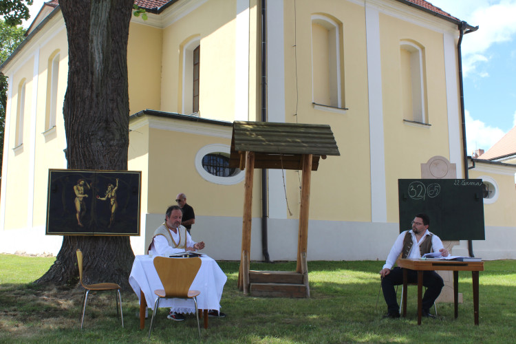 Oslavy 800 let od založení Dolní Cerekve