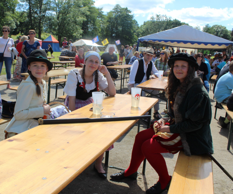 Oslavy 800 let od založení Dolní Cerekve