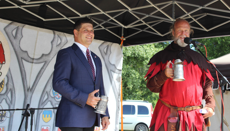 Oslavy 800 let od založení Dolní Cerekve