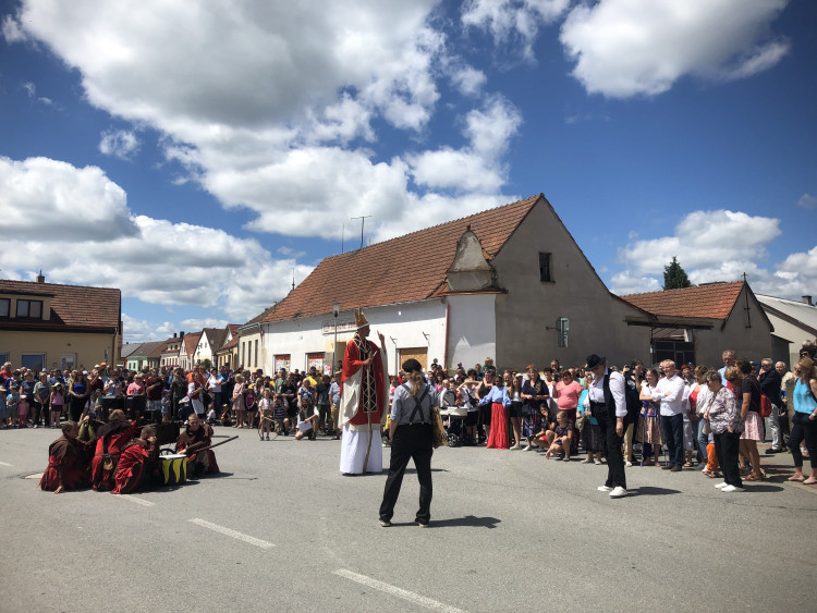 Oslavy 800 let od založení Dolní Cerekve