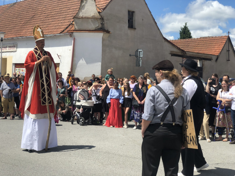 Oslavy 800 let od založení Dolní Cerekve
