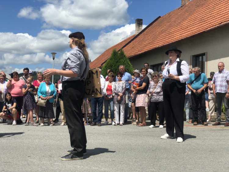Oslavy 800 let od založení Dolní Cerekve