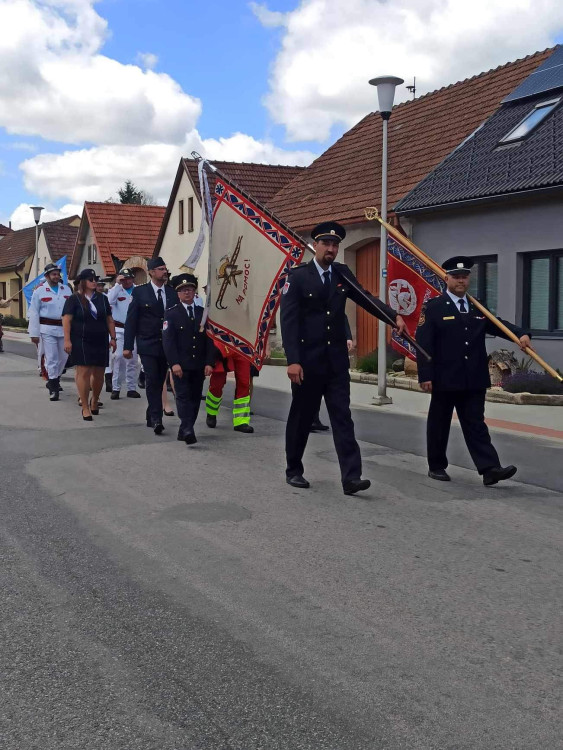 Oslavy 800 let od založení Dolní Cerekve
