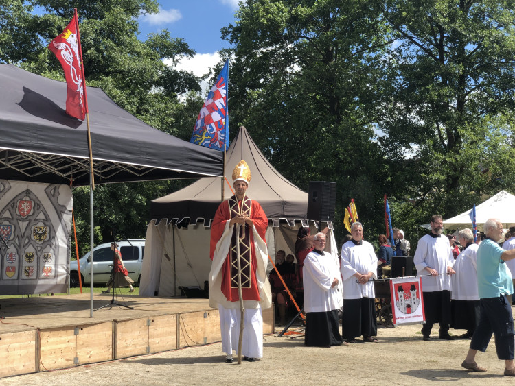 Oslavy 800 let od založení Dolní Cerekve