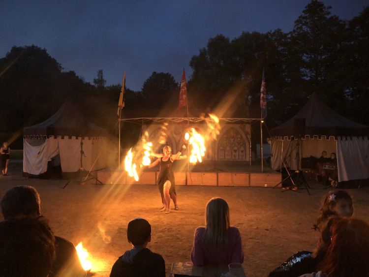 Oslavy 800 let od založení Dolní Cerekve