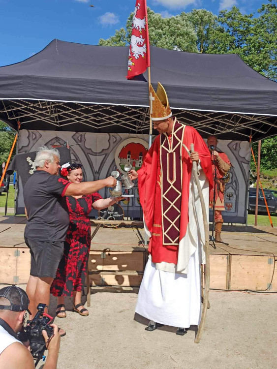 Oslavy 800 let od založení Dolní Cerekve