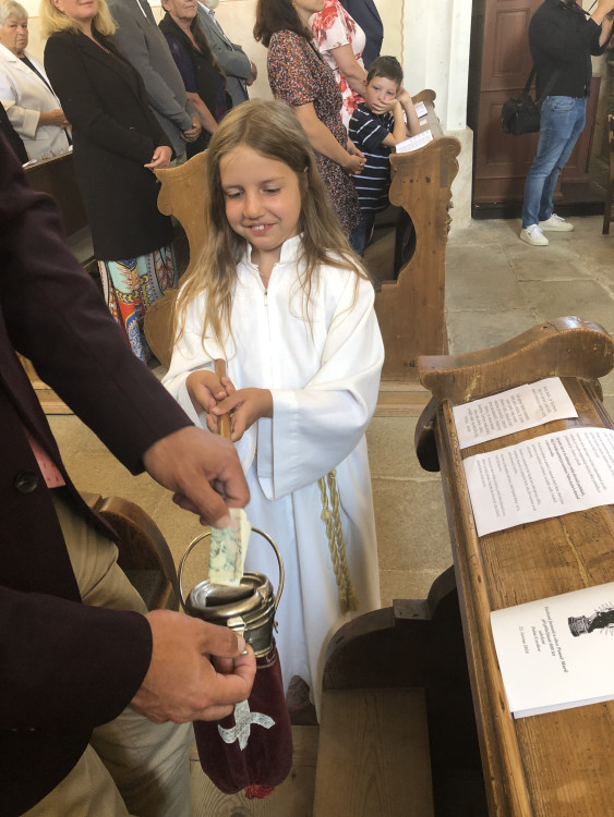 Oslavy 800 let od založení Dolní Cerekve