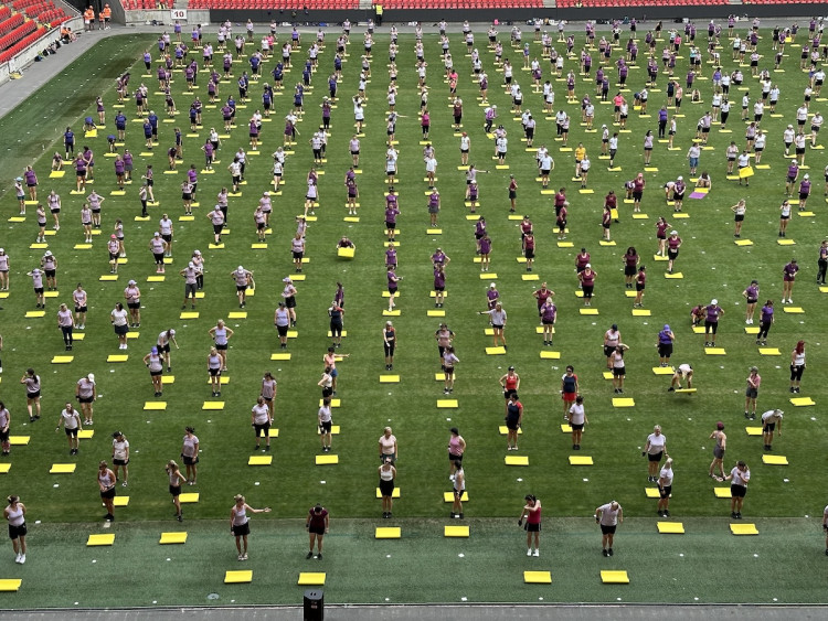 FOTOGALERIE: Podívejte se, jak Sokolové nacvičují v Edenu hromadné skladby