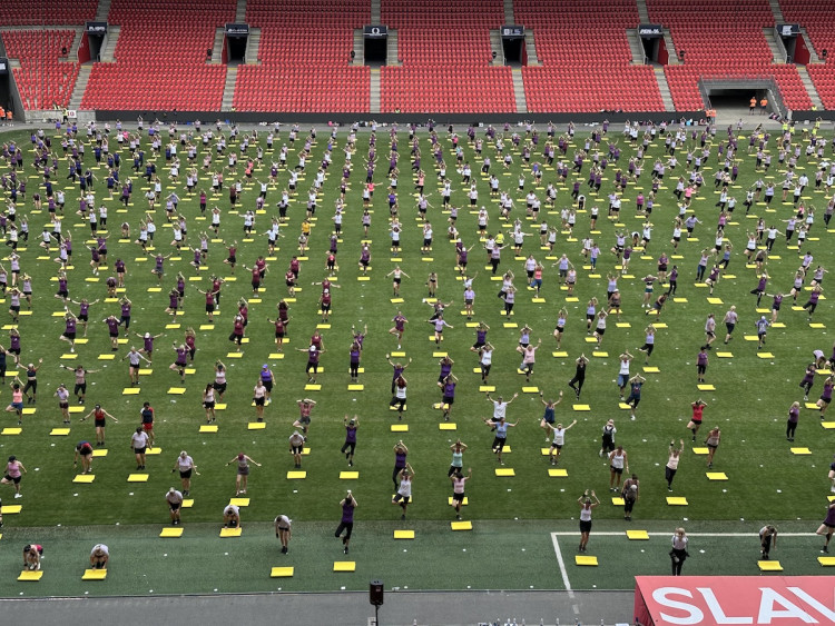 FOTOGALERIE: Podívejte se, jak Sokolové nacvičují v Edenu hromadné skladby