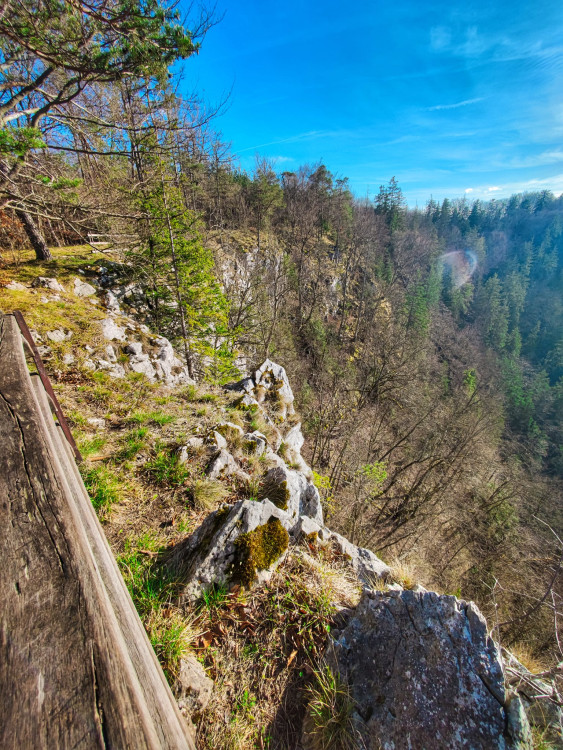FOTOGALERIE: Macocha není jen propast, ale také vyhlídky a skalní útvary