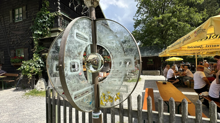 FOTOGALERIE: Schwellhäusl, nejslavnější výletní restaurace Šumavy a Bavorského lesa