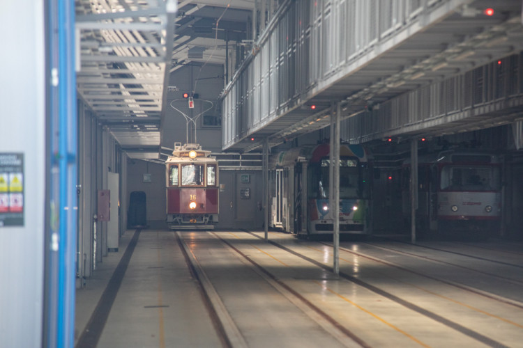 FOTOGALERIE: Unikátní historická tramvaj č. 16 může projíždět olomouckými ulicemi