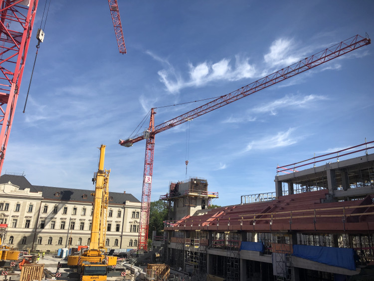 Rok od výstavby HMA