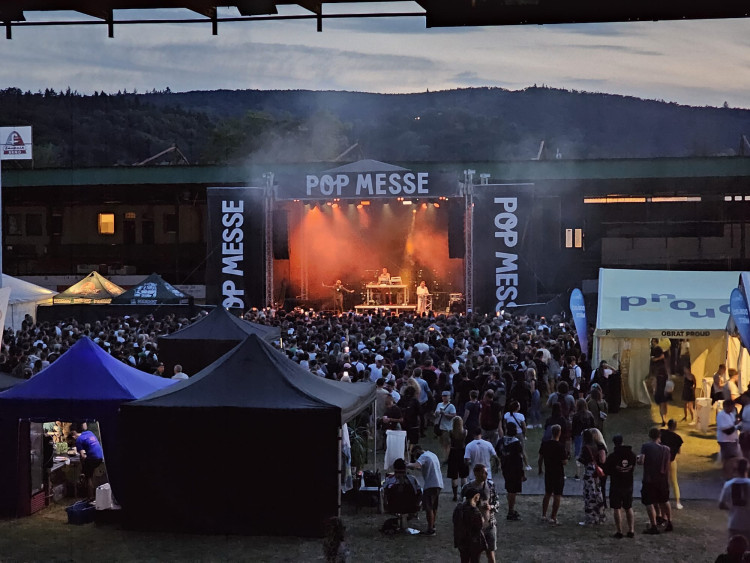 FOTOGALERIE: Na brněnském velodromu probíhá Pop Messe. Podívejte se na fotky