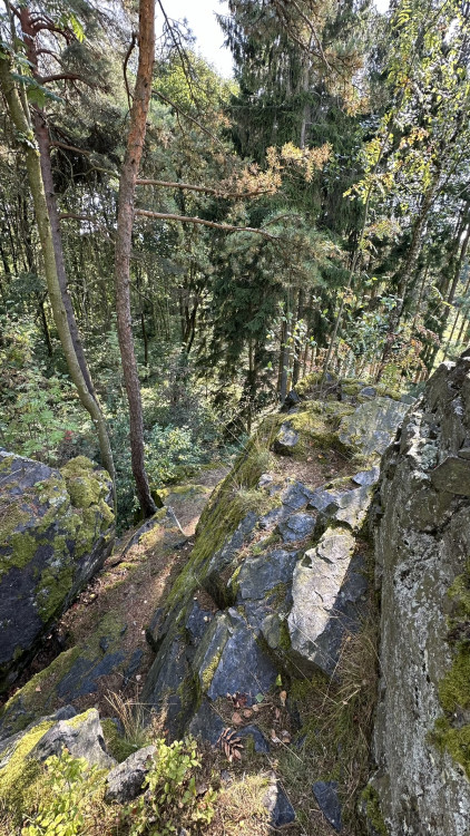 FOTOGALERIE: Buddhistická stúpa v Těnovicích a Těnovická skála
