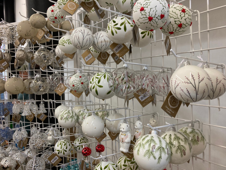 V Jablonci nad Nisou začala prodejní výstava Křehká krása 2024