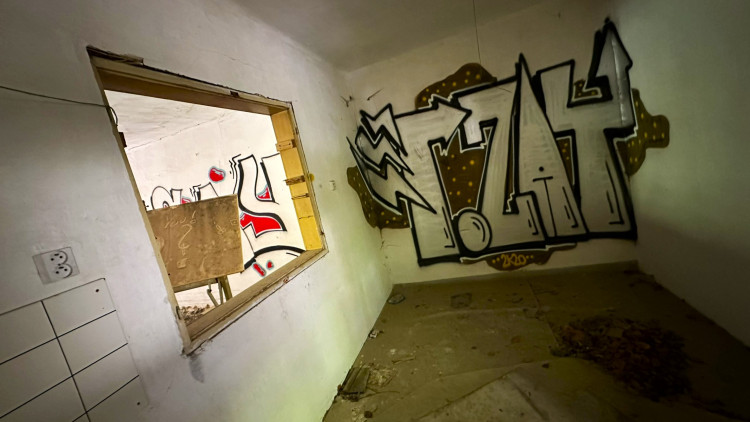 FOTOGALERIE: Urbex v bývalé šumavské papírně v Hamrech