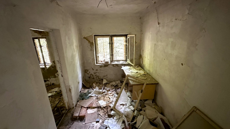 FOTOGALERIE: Urbex v bývalé šumavské papírně v Hamrech