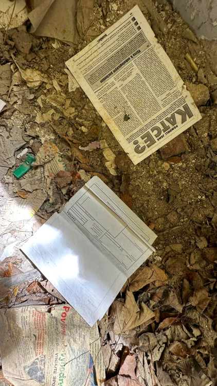 FOTOGALERIE: Urbex v bývalé šumavské papírně v Hamrech