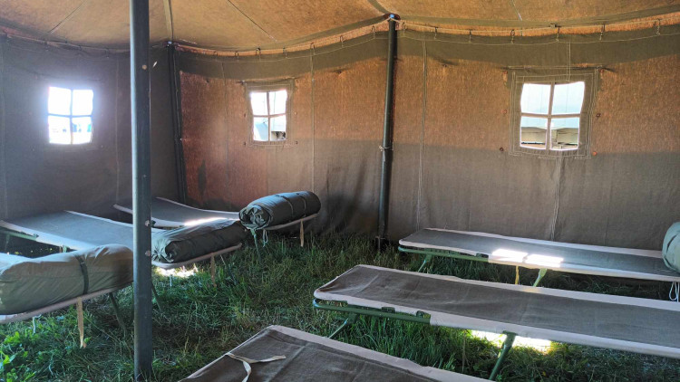 FOTOGALERIE: Bojová technika, jeepy, obrněnce, vozidla pěchoty, ale i tanky a letadla v Drahanech