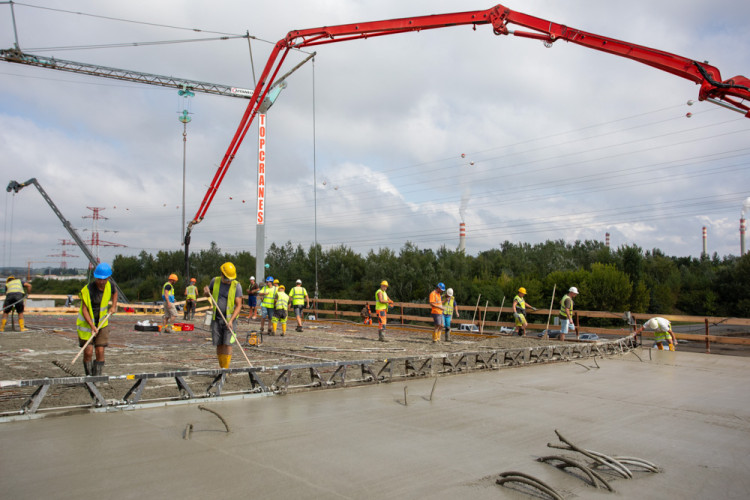 Stavba D1 u Přerova je přibližně v polovině, hotová by mohla být i do konce roku 2025