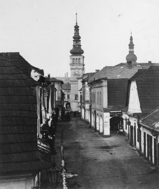 Nové Lauby zaplnily historické centrum Ostravy. Po 60 letech