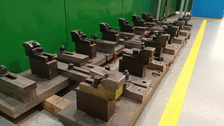 FOTOGALERIE: Prostějovská firma se specializuje na výrobu železničních a tramvajových výhybek