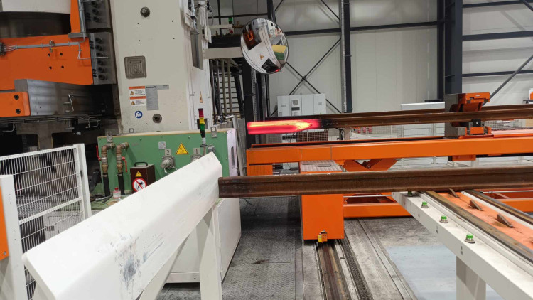 FOTOGALERIE: Prostějovská firma se specializuje na výrobu železničních a tramvajových výhybek